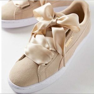 Women’s Puma tan suede sneakers